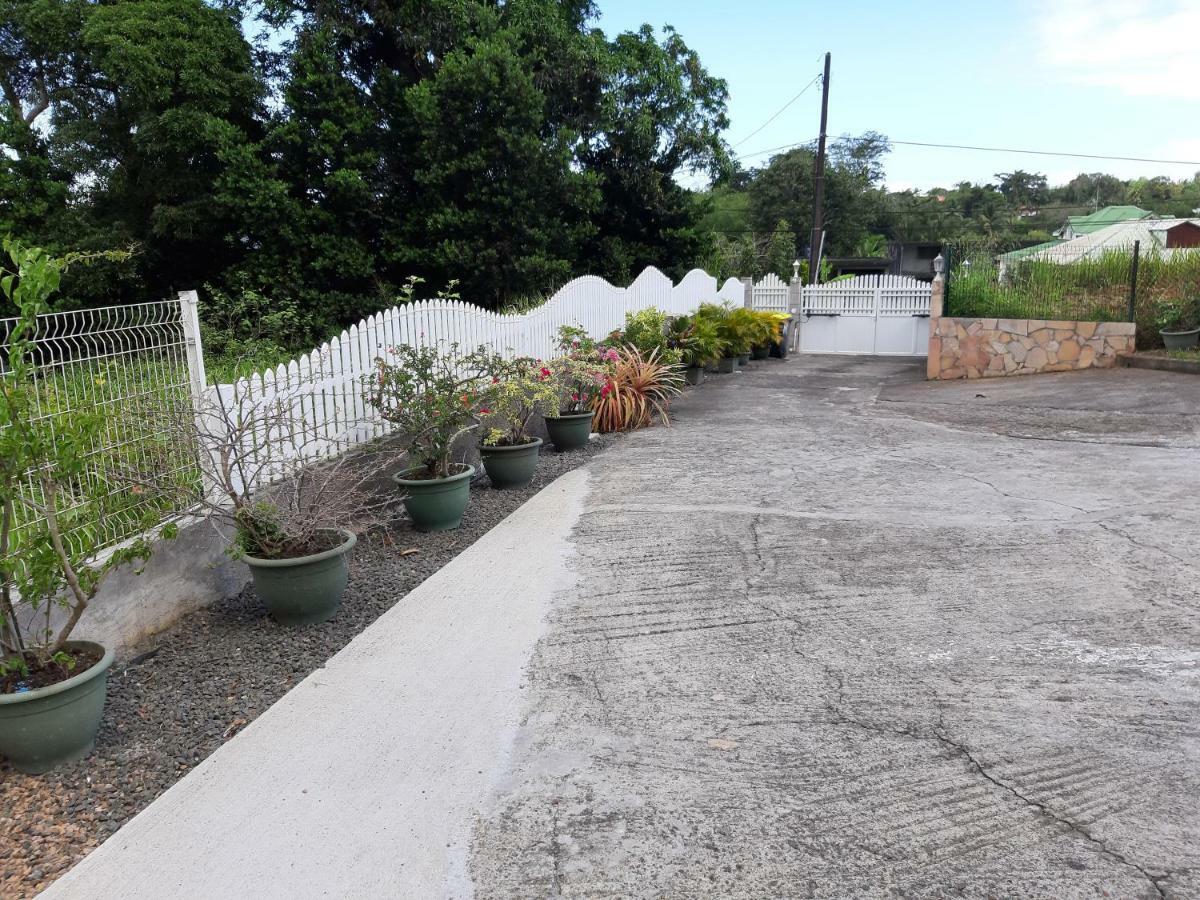 Maison Du Bien Etre Baie Mahault ภายนอก รูปภาพ